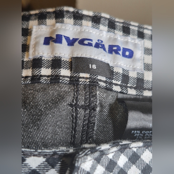 Nygard Black and White Plaid Pants - Picture 3 of 16